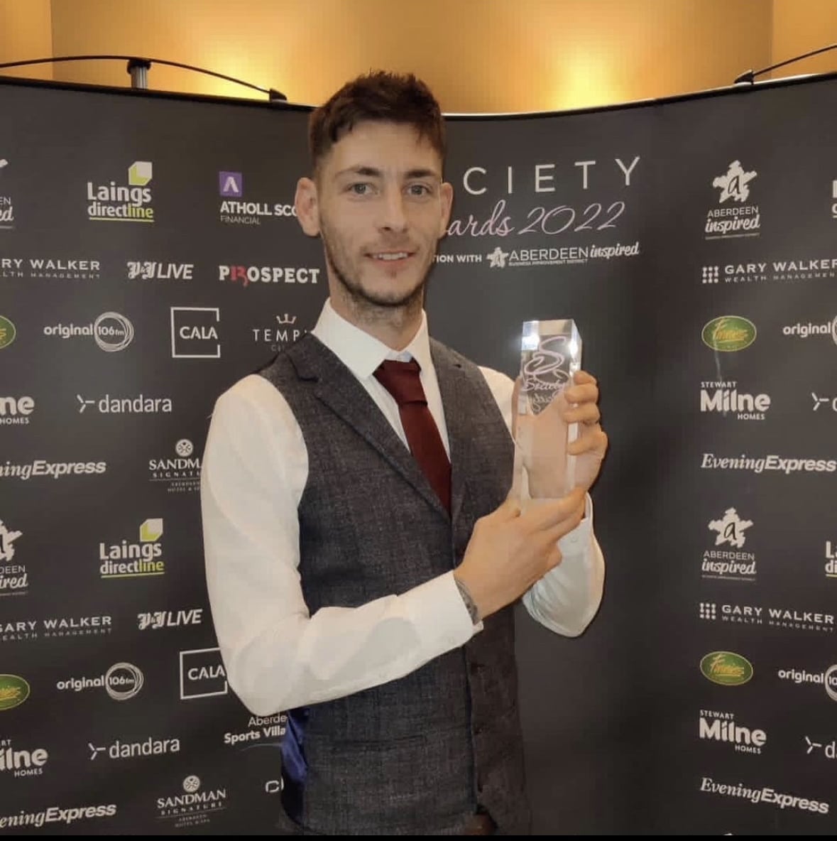 Steve Munro winning the Aberdeen Society Awards Health and Wellbeing award in 2022